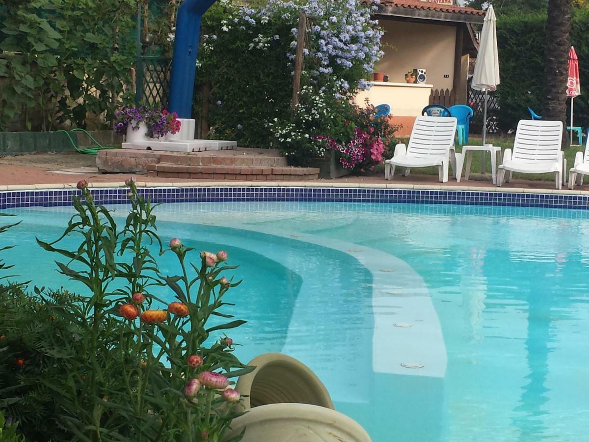 Thaire Resort Кастель Вольтурно Экстерьер фото